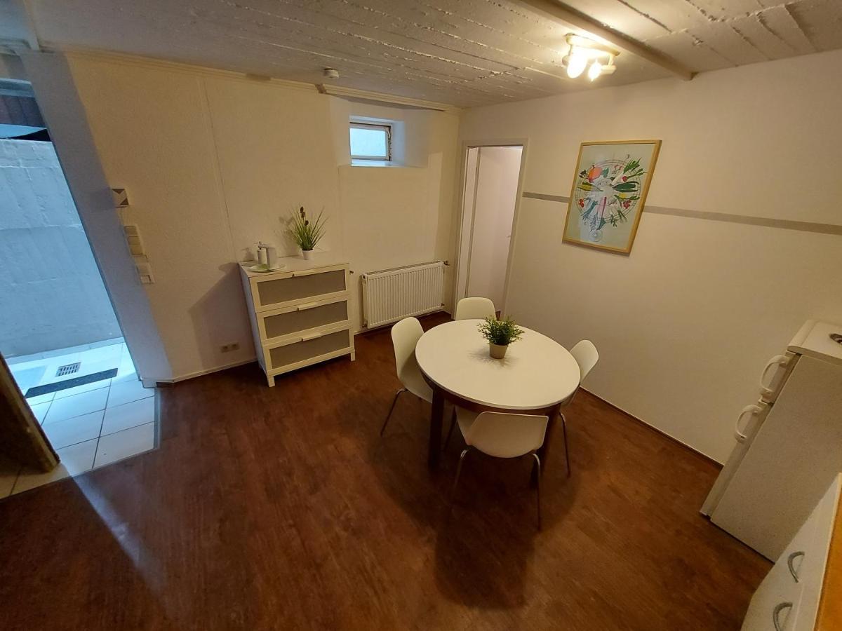 Basement Apartment Köln Eksteriør bilde