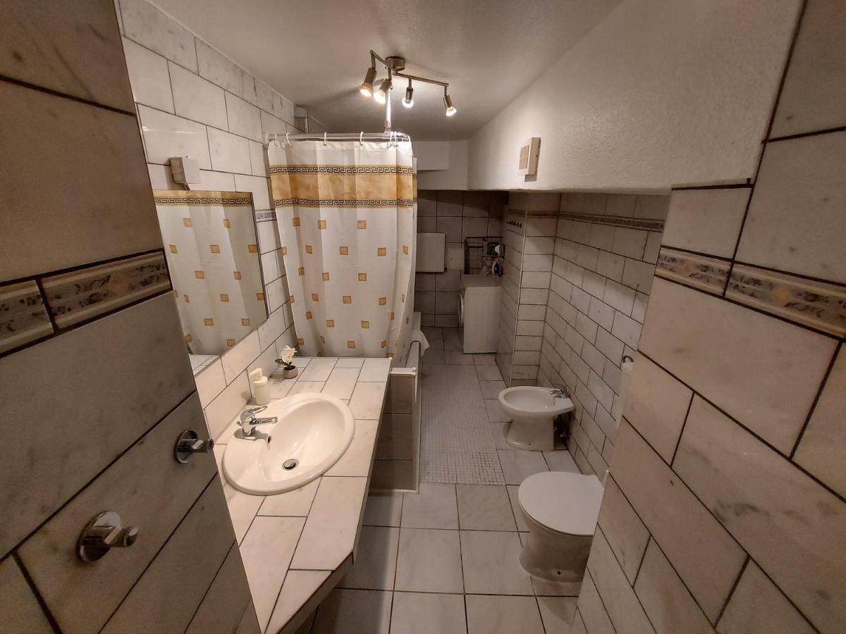 Basement Apartment Köln Eksteriør bilde